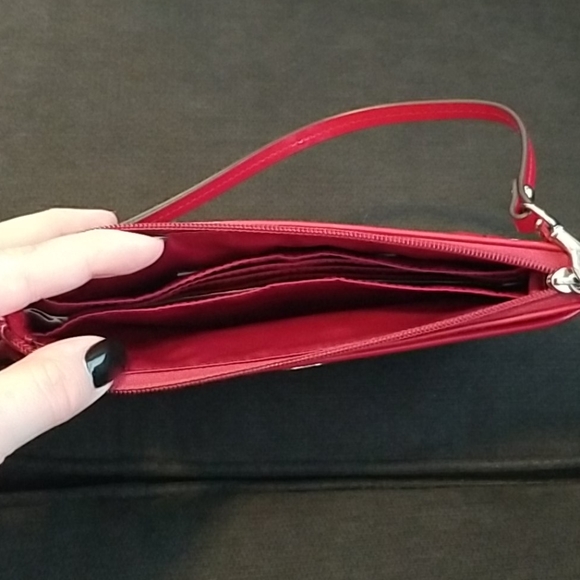 NWT Coach Wristlet - Picture 3 of 4